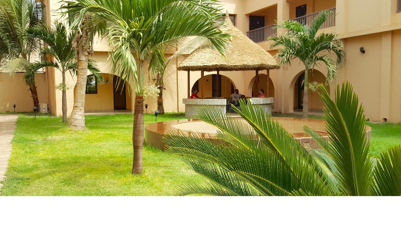 Hotel La Coccinelle บามาโก ภายนอก รูปภาพ