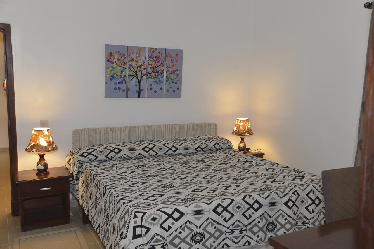 Hotel La Coccinelle บามาโก ภายนอก รูปภาพ