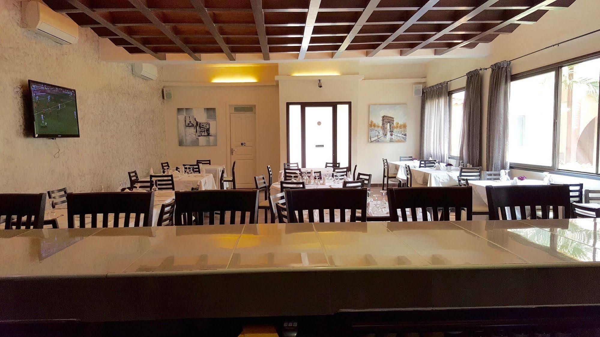 Hotel La Coccinelle บามาโก ภายนอก รูปภาพ